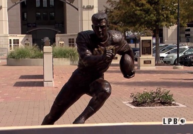 Billy Cannon Statue