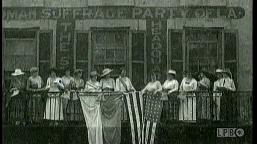 Women Gain the Right to Vote in 1920